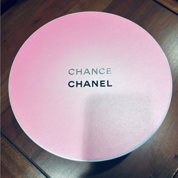 CHANEL Chance Pink Circular Box - Picture 2 of 9